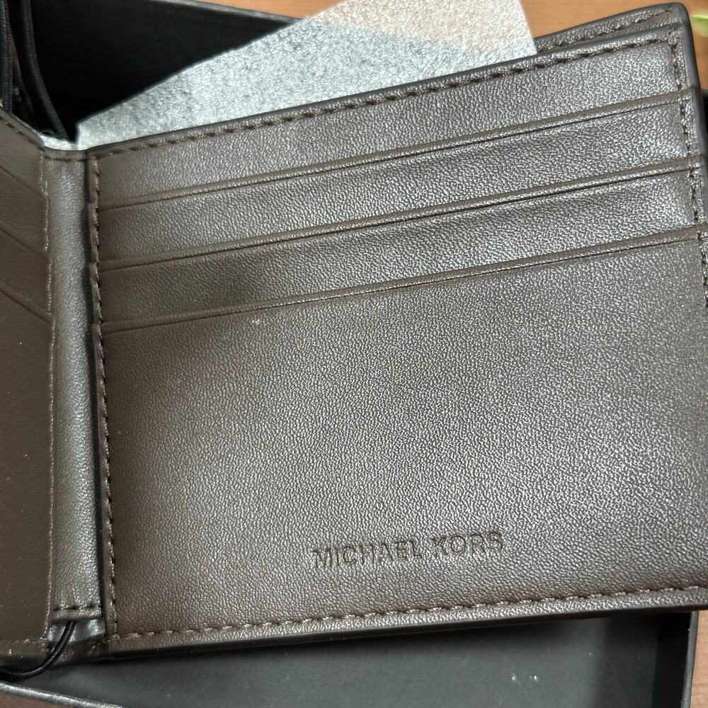 Michael Kors Slim Billfold Men’s Wallet - Picture 5 of 8